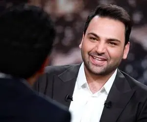 کنایه کودک استقلالی به احسان علیخانی در برنامه عصر جدید!