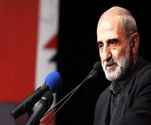 عصبانیت شریعتمداری از گفتگوی تلویزیونی پزشکیان / دولت رئیسی «معجزه گون» بود