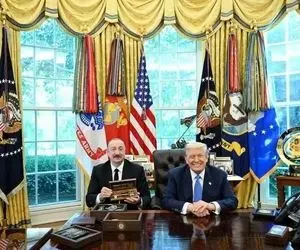 ترامپ کلید طلایی کاخ سفید را به رئیس جمهور آذربایجان هدیه داد