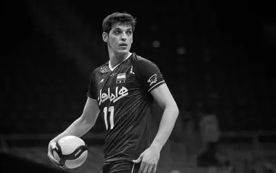 شرایط منزل صابر کاظمی و پدری با چشمان اشکبار؛ خانه و زندگی پژمرده شده و جگرسوز