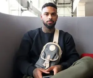 مهاجم هلندی پرسپولیس وارد تهران شد