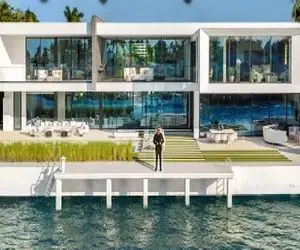 معماری خلاقانه؛ خونه ساختن 25 میلیون دلاری با اتاق خواب شناور، لوکس پیشش لنگ میندازه