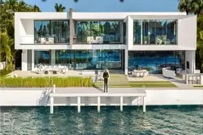 معماری خلاقانه؛ خونه ساختن 25 میلیون دلاری با اتاق خواب شناور، لوکس پیشش لنگ میندازه