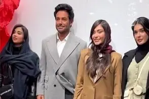 آواز احساسی؛ یعنی از بین اونهمه آدمی که دور گلزار حلقه زدن که بخونه یکی نبود بگه نخون