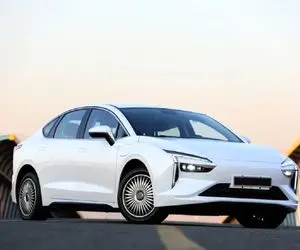 فروش فوری 2 خودرو از شرکت ایران خودرو با شرایط ویژه 