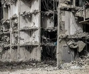 وقتی ریزش کنترل شده متروپل هم کشته میده!