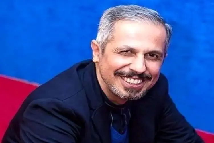 آواز شادیسم؛ جواد رضویان تو عروسی خواهرش با ناز و عشوه رقص کنان چه آهنگی میخونه