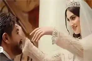 آواز شاد/ مریم مومن تو راه رفتن به تالار برای دیدن همسرش با جمع دوستاش