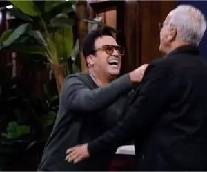 سکانس خندان/نیکخواه و حامد آهنگی تو فاز بالیوودن چه ادای هندی میاد نیکخواه 70 ساله