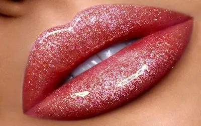 قشنگ ترین رنگهای رژلب که بینهایت طرفدار دارن؛ از صورتی خوشرنگ تا نود های جذاب