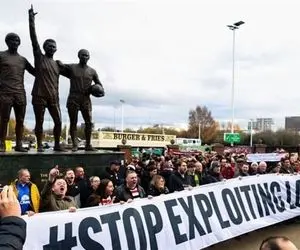 اعتراض هواداران منچستریونایتد