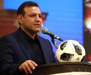 وعده‌های بی‌سرانجام رئیس فدراسیون فوتبال