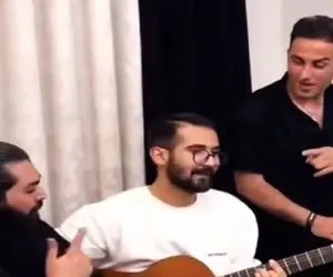 آواز احساسی؛ سه تا پسر دونه دونه آهنگای خواننده های اونور آبی رو خوندن از خودشون بهتر