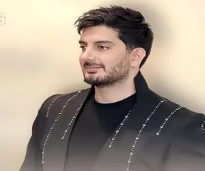 آواز احساسی؛ بگردم فرزاد فرزین تو کنسرت برا رفیق از دست رفتش جوری گریه کرد دلت میگیره