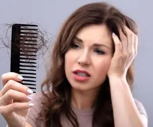 شامپو نخرید؛ این شامپوی ضد ریزش مو را در خانه بسازید!