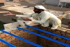 معماری خلاقانه؛ آمریکایی ها هنگ کردن از خونه سازی پاکستانی ها فقط با 4 تا تیرآهن