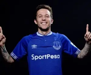 هافبک برزیلی اورتون در فوتبال امارات