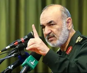 تصویر سنگ مزار سپهبد شهید حسین سلامی