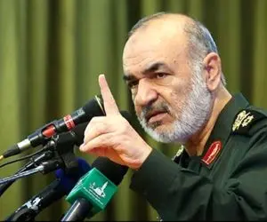 تصویر سنگ مزار سپهبد شهید حسین سلامی