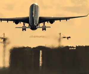 ماجرای سقوط هواپیمای مسافربری در فرودگاه امام خمینی چه بود؟