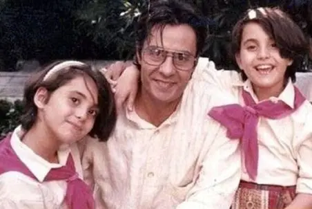 آواز مشهورا؛ مگه میشه روز مادر باشه آهنگ مادر من خسرو شکیبایی رو پلی نکرد