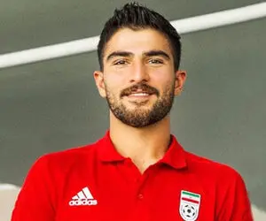 بمب نقل و انتقالات زمستانی؛ پسر عقاب پرسپولیسی می شود؟!