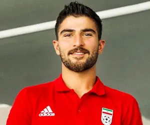 بمب نقل و انتقالات زمستانی؛ پسر عقاب پرسپولیسی می شود؟!