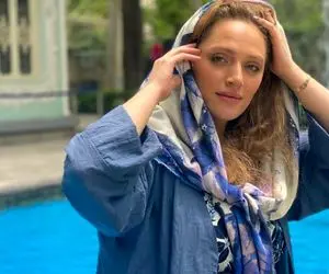 خانم بازیگر با استایلی رنگی در خانه ای شیک!