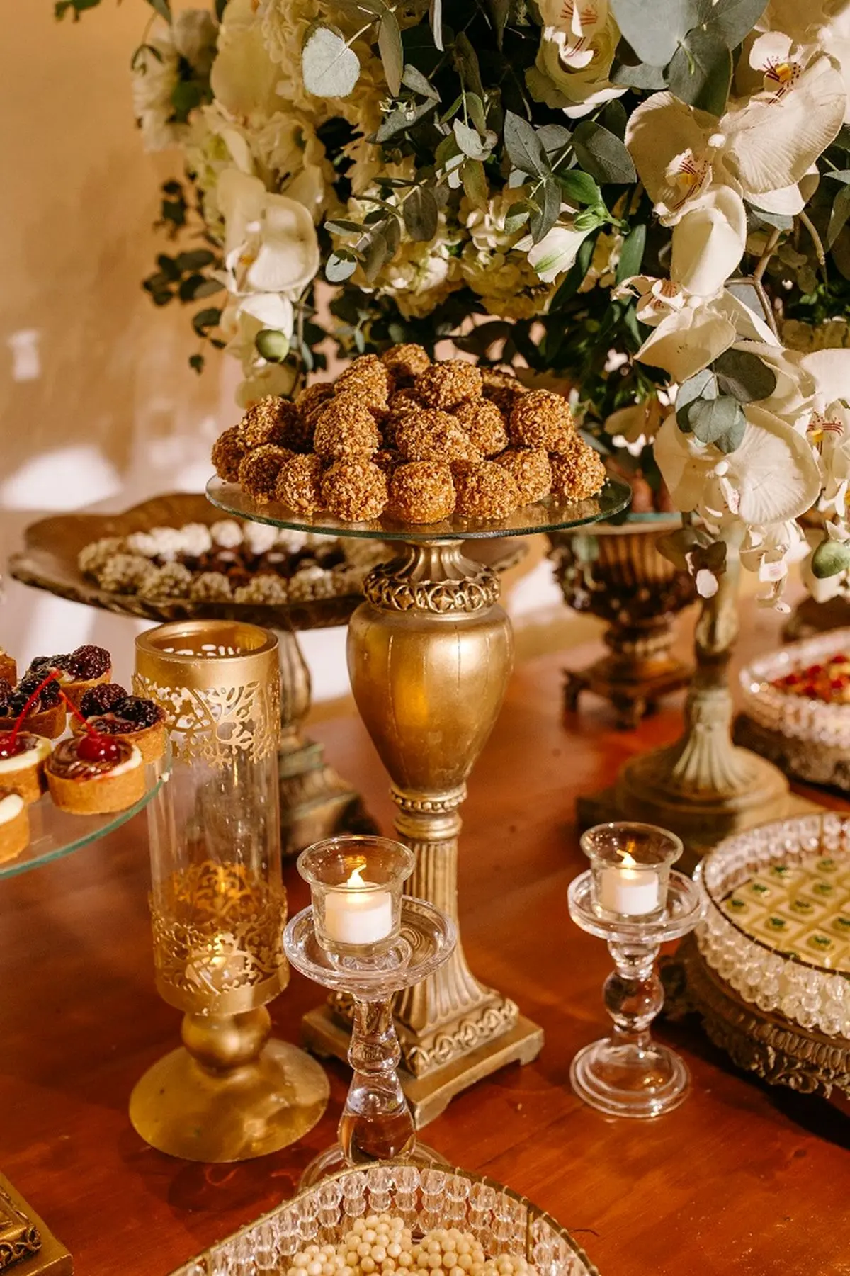 چیدمان سفره عقد