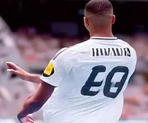 آواز پرطمطراق؛ امباپه با آهنگ ایرانی چه رقص فنری میره