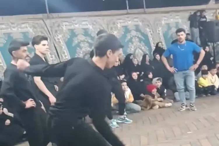 رقص پای خراسانی اکیپ پسران جوان در حرفه ای ترین حالت ممکن