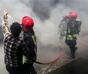 آتش‌سوزی در شرکت پلیمری آبادان مهار شد / دخالت عامدانه یا عوامل بیرونی وجود ندارد