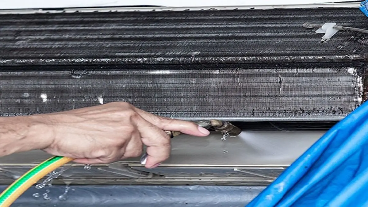 cleaning-air-conditioner2-min