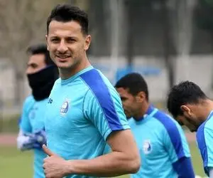 تصاویری از اولین تمرین آرمان رمضانی با استقلال