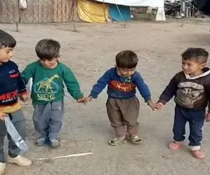 آواز محلی؛ بچه های قد و نیم قد چادرنشین چه رقص کردی  میکنن دلت ضعف میره از معصومیتشون