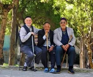 حداقل حقوق بازنشستگان ۴ میلیون و۲۰۰هزار تومان​