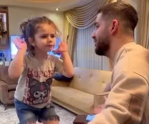 آواز شاد؛ رقص تکنو دایی و خواهرزاده با آهنگ دونده ملر بانا دونده ملر جفتشون چه پاین