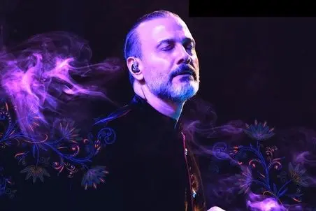 آواز پر احساس؛ شعر از فریدون مشیری و صدای علیرضا قربانی و هق هق سروش صحت