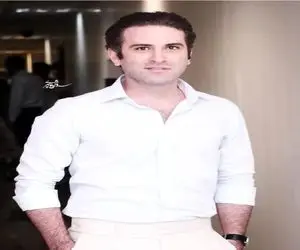 سکانس خندان؛ ماجرای عشق و عاشقی هوتن شکیبا با فروشنده خانوم همه رو خنده میندازه