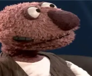 سکانس خندان؛ شعر جناب خان به زبان ماینری قیاسی رو پاچوند