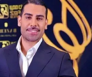 آواز شاد؛ استایل دهه شصتی مجید رضوی تو کنسرت استانبول که فکرد هرچی بپوشه اوکیه