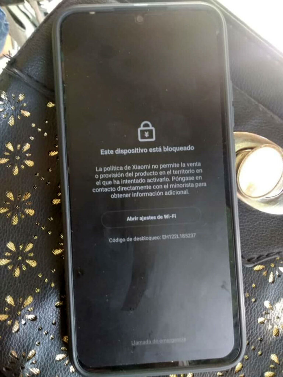 Xiaomi-Locked-Phone-1-768x1024