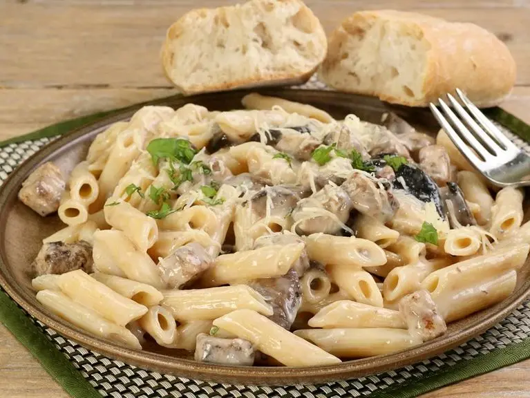 آموزش آشپزی؛ پاستا آلفردو رستورانی با بهترین طعم و مزه