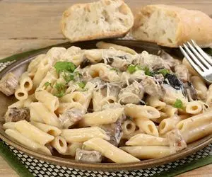 آموزش آشپزی؛ پاستا آلفردو رستورانی با بهترین طعم و مزه