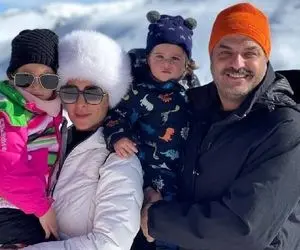 آواز شاد؛ سام درخشانی تو مهمونی خانوادگی همچین مجلس گرم کن رقصید خانومش ذوق زده شد