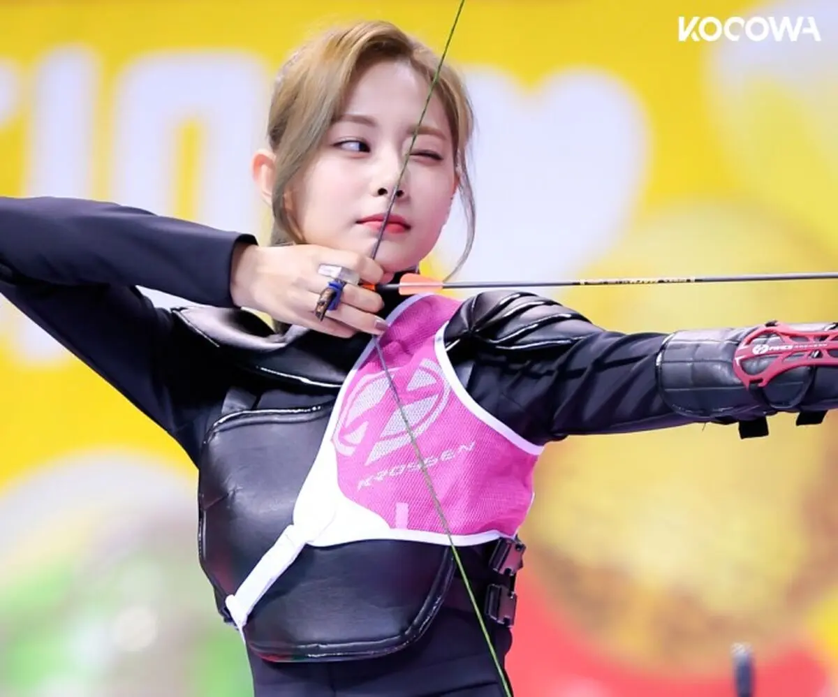 2019-isac-twice-TZUYU