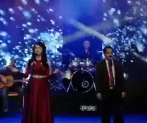 آواز احساسی؛ الناز شاکردوست رفت ترکیه برا کنسرت تاتلیس بدلش اومد فارسی خوند چه صدایی