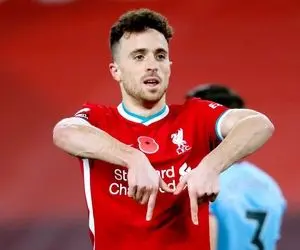 قرارداد ستاره لیورپول تمدید شد