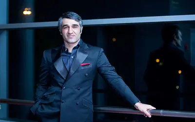 سکانس شاد/زن محمد بحرانی دیگه نمیزاره با پژمان و رفقاش بگرده میگه بدآموزی داره