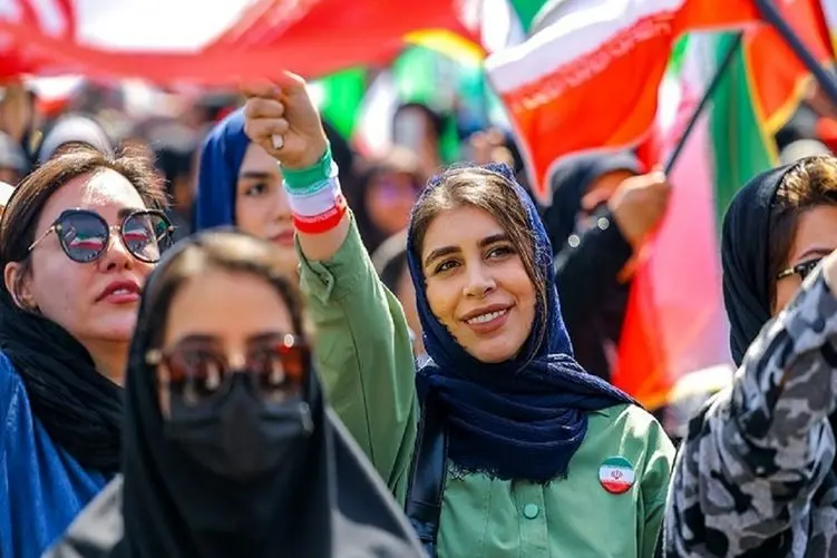 آواز احساسی؛ اجرای دختران جان فدا با حجاب های متفاوت حماسه آفریدن 